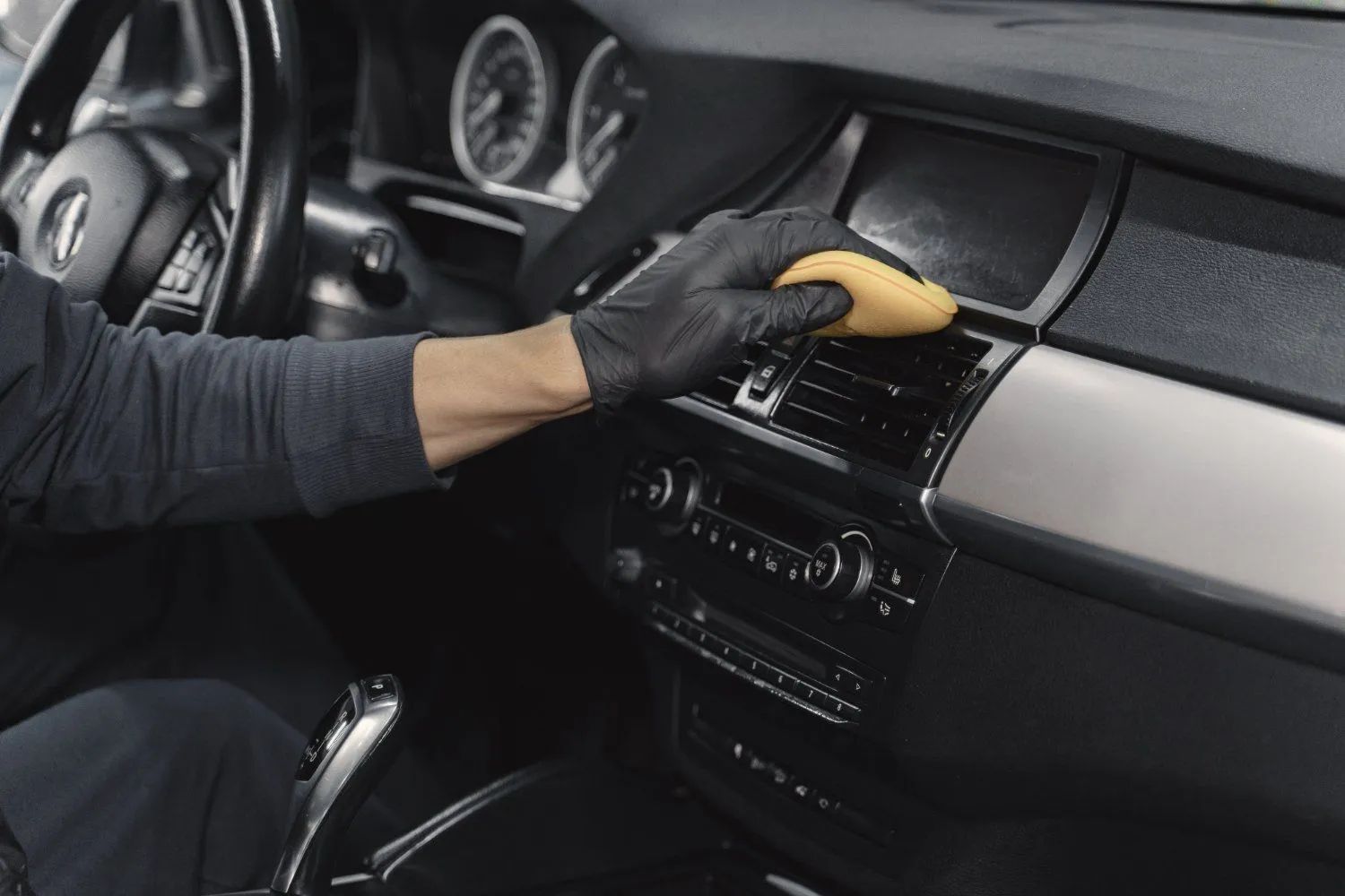 vehicle detailing Windsor CO
